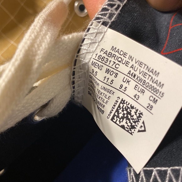 UNISEX CONVERSE SHUCK TAYLOR ALL STAR MENS SIZE 9.5 WOMEN SIZE 11.5 LIKE NEW - Picture 6 of 13